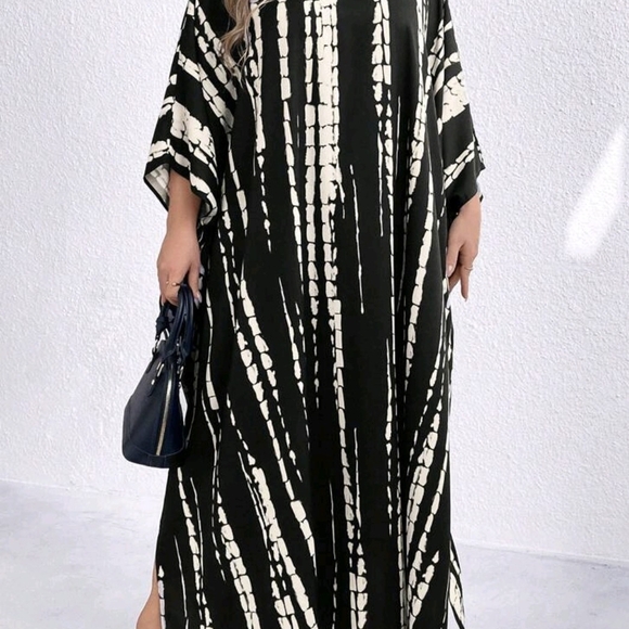 SHEIN Dresses & Skirts - Elegant Black and White Women's Dress Perfect For Moomoo Party